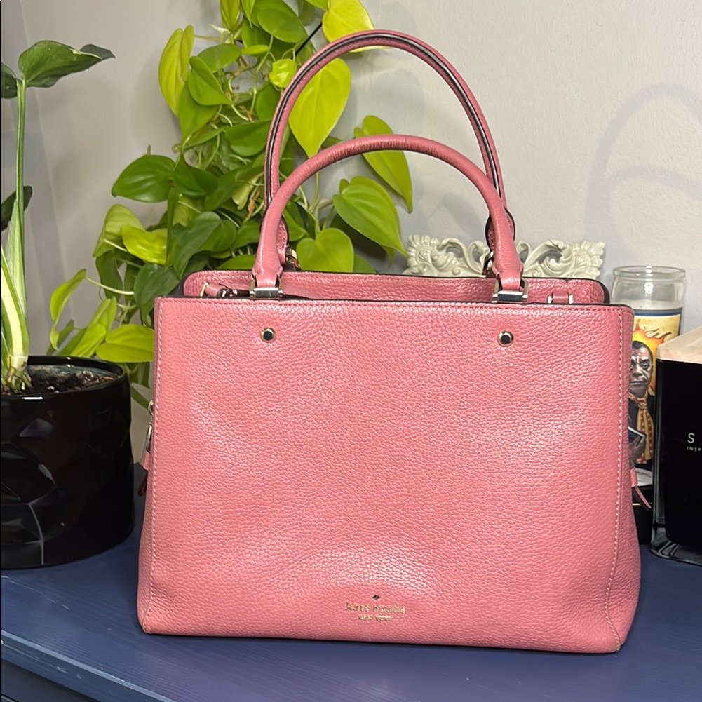 Kate Spade Leila Pebbled Leather In Pomegranat